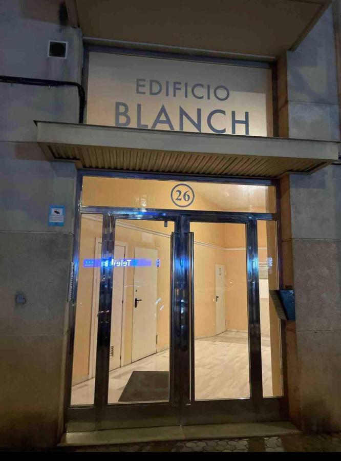Exclusivo Duplex Con Terraza En Sevilla 외부 사진